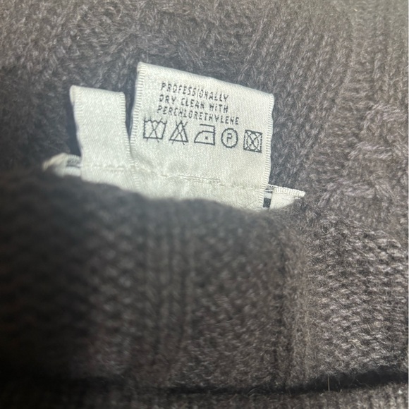 CARLISLE Dark Gray Cable Knit Angora Wool Blend Cable Knit Luxury Sweater Sz M - Picture 5 of 5